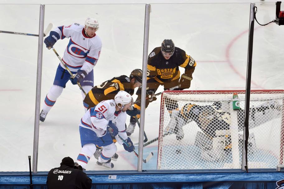 David Desharnais segna la prima rete per i Montreal Canadiens (Reuters)
